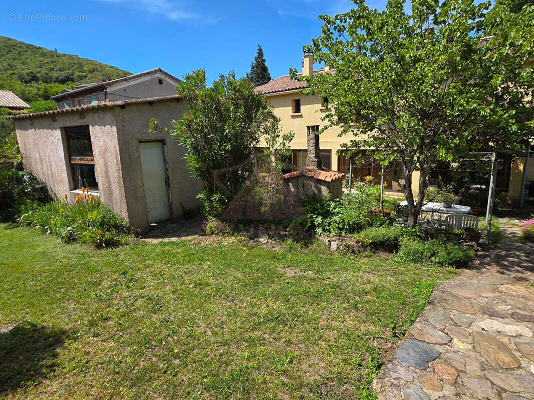 Maison à ROBIAC-ROCHESSADOULE