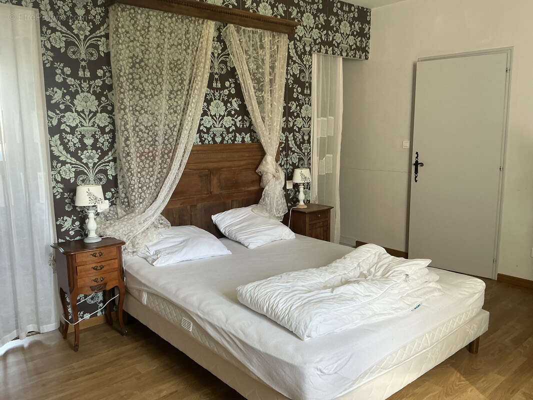 Maison à MOUCHAMPS
