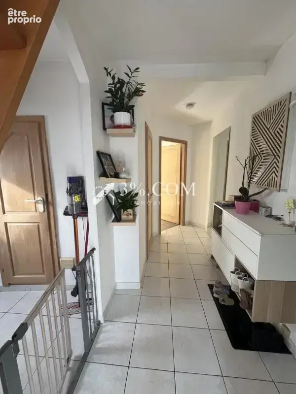 3%.COM - EXCLUSIVITÉ à ILLKIRCH, F4 de 137m2 sol/90m2 hab - photo 2