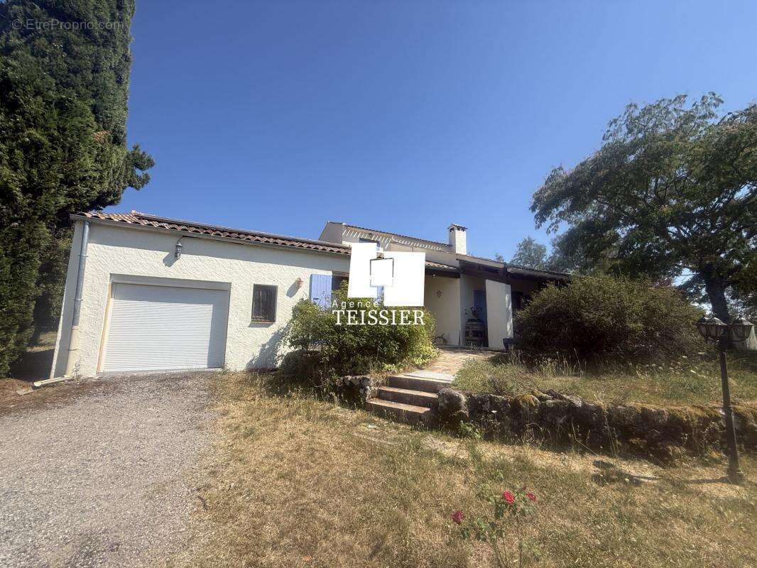 Sud Ardèche : 07260 Rosieres, Villa avec piscine sur 6800 m² - photo 26