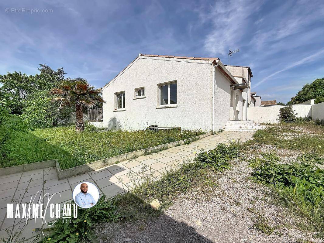 Maison à COURNONSEC