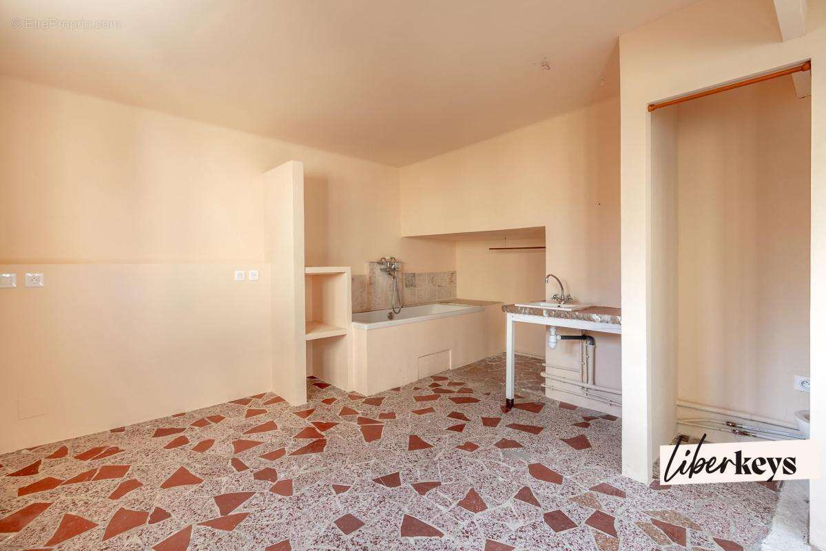 Appartement duplex à l'esprit maison avec terrasse de 40 m² et studio indépendant – Hyères Godillot - photo 12