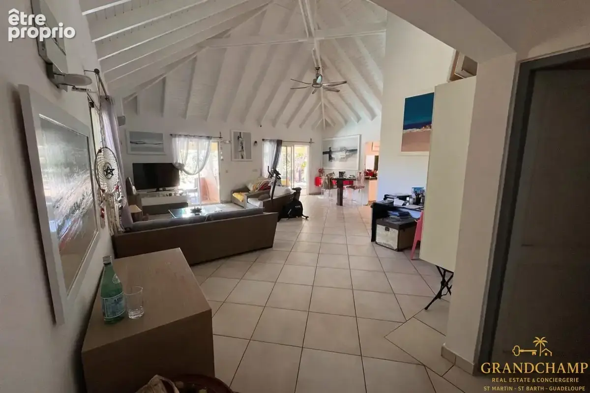 Baie Orientale   Villa avec piscine, 2 chambres + mezzanine - possibilité T2 independant - photo 12