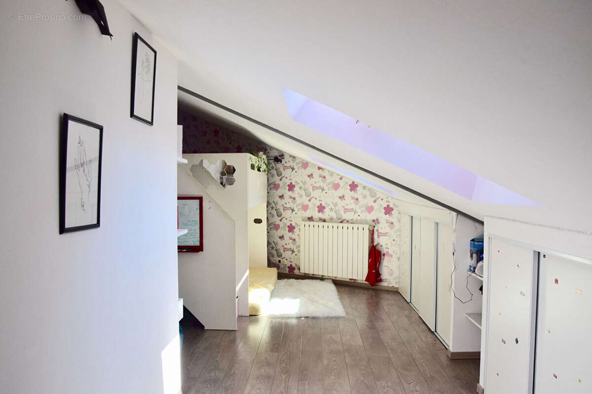 Maison à CHALETTE-SUR-LOING