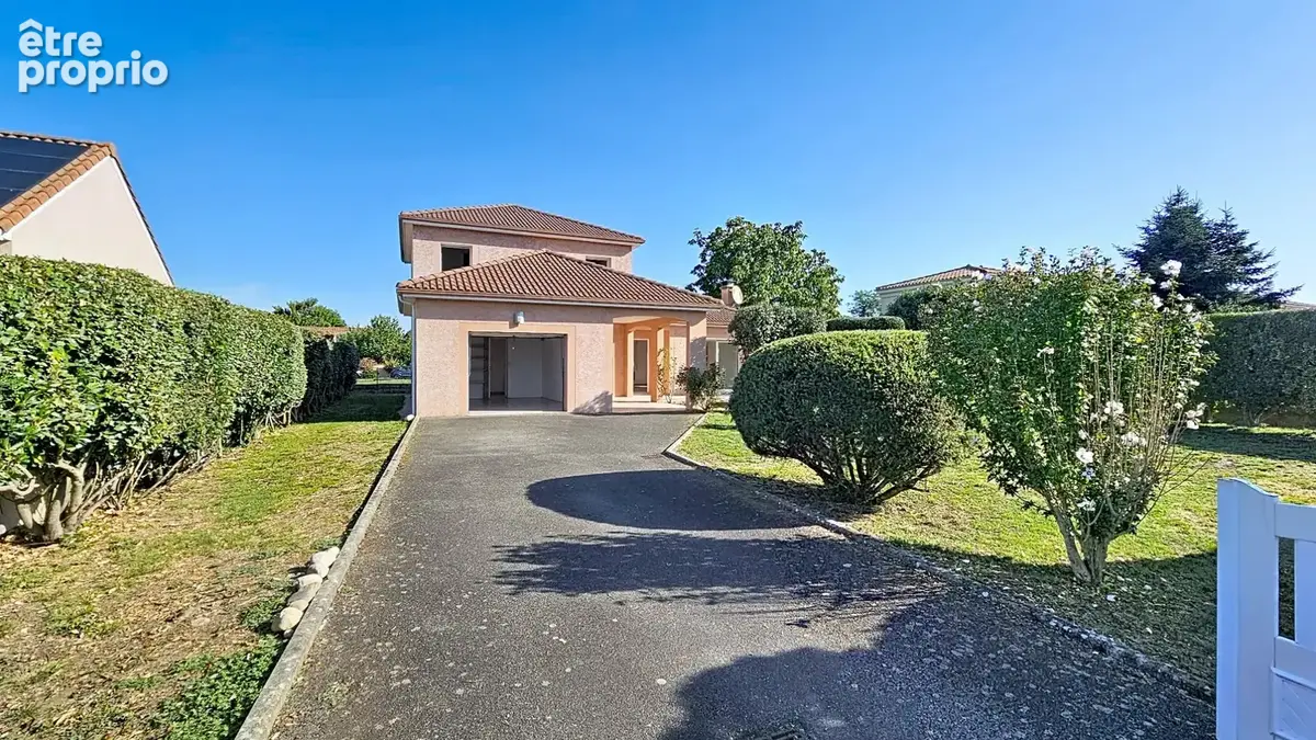 Maison à vendre 5 pièces, 4 chambres avec jardin et garage à LALOUBERE (65) - photo 21