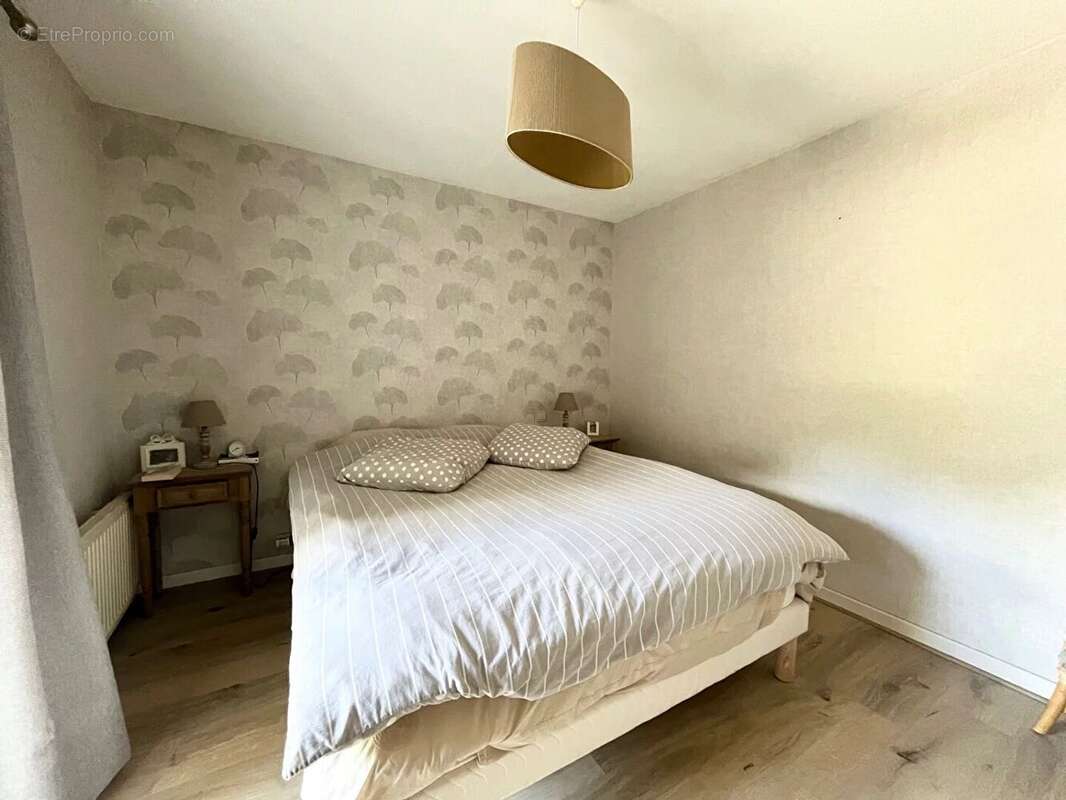 Maison à QUINTIN