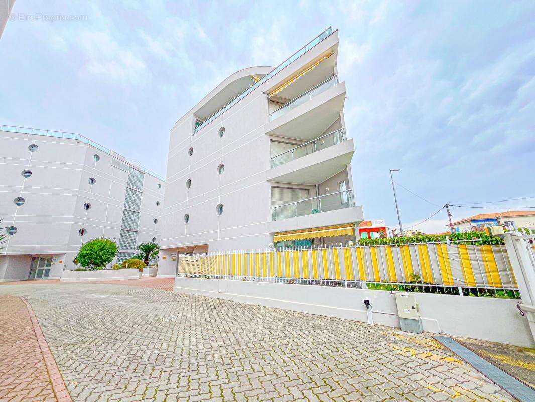 Appartement à CAGNES-SUR-MER