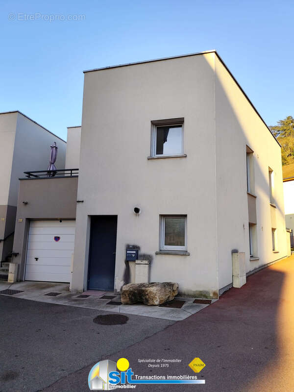Appartement à PONT-EVEQUE