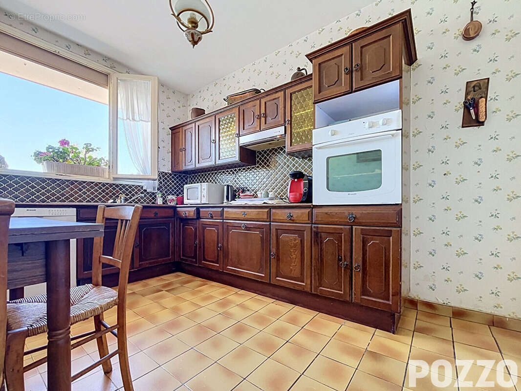 Maison Saint Pair Sur Mer 5 pièce(s) 107 m2 - À seulement 500 mètres des commerces et de la plage ! - photo 4