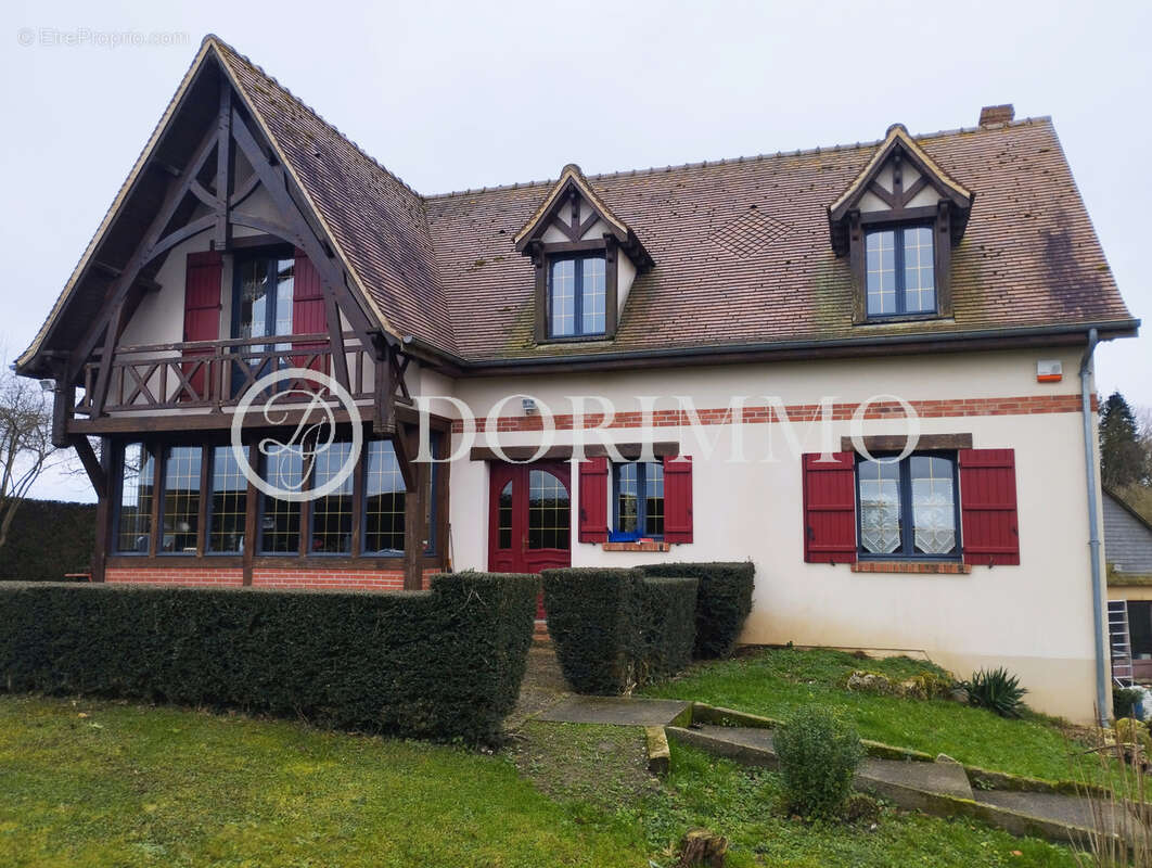 Maison à MILLY-SUR-THERAIN