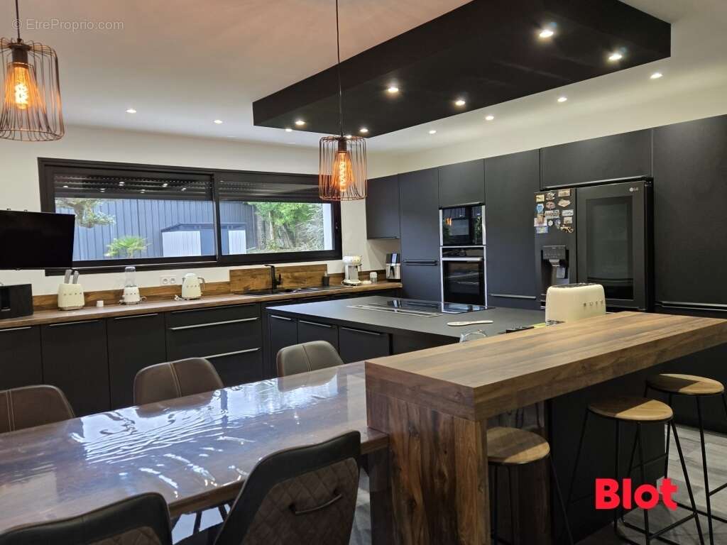 Maison à SAINT-BRICE-EN-COGLES