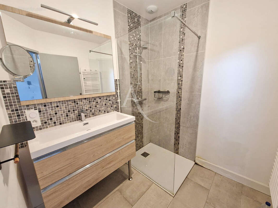 Maison à DOUE-LA-FONTAINE