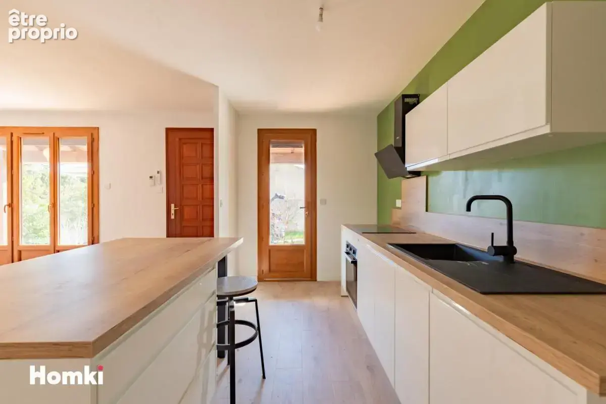 Maison/Villa T5 de 93 m² à Narbonne 11100 - photo 3