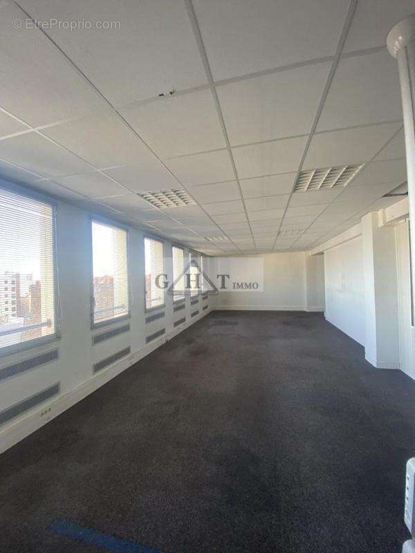 500m² de bureaux a vendre montreuil/saint mande - photo 3