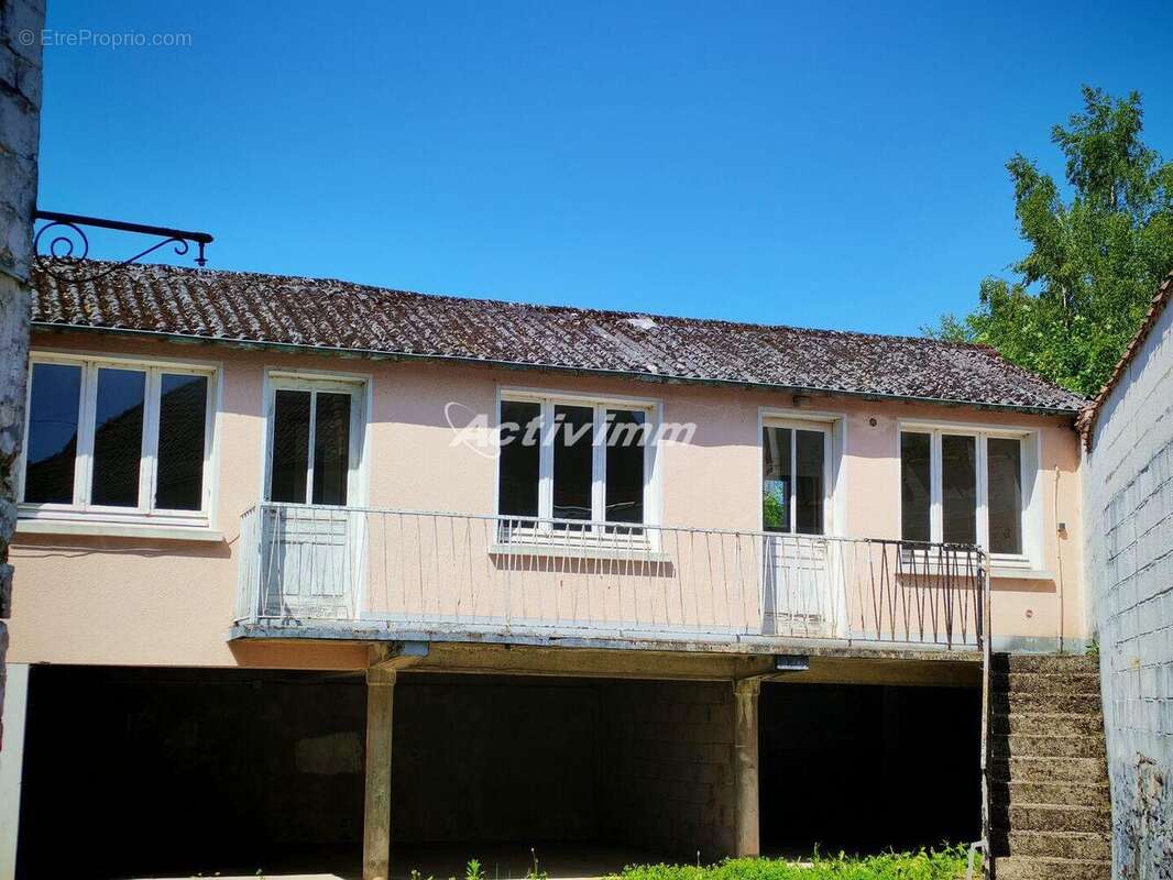 4282 31 - Maison à HESDIN