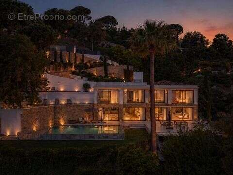Maison 300 m² à Cannes  - photo 3