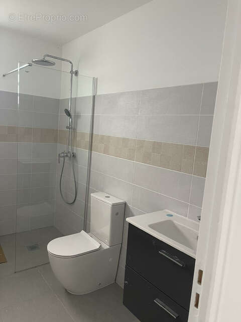 Jolie villa f3 neuve avec belle terrasse belle cuisine  jardin et parking interieur clos. - photo 8