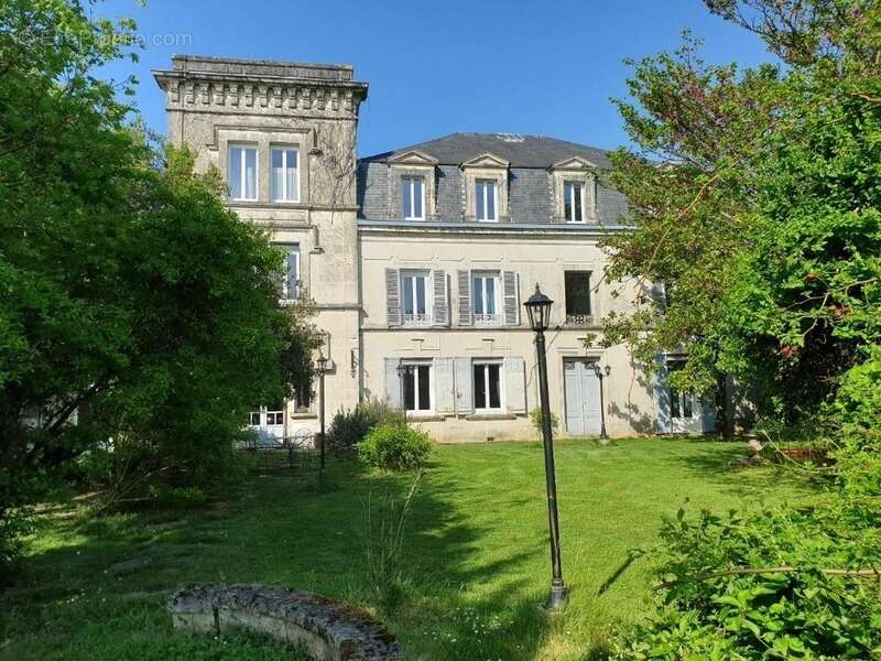 Château + gîte avec activité d’hébergement touristique proche de COGNAC (16) - photo 22