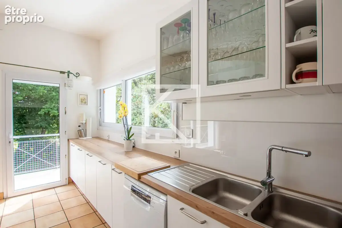 Maison 9 pièces 300 m² à vendre à Briollay (49125) - photo 8