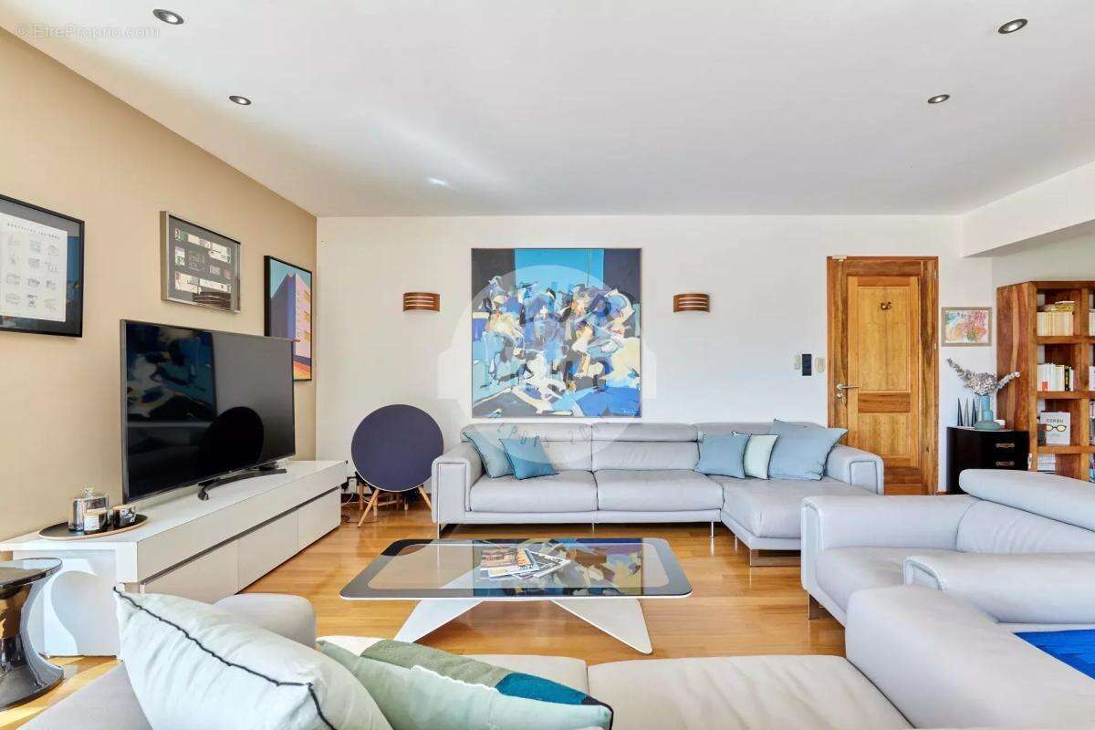 Maison à ROQUEVAIRE