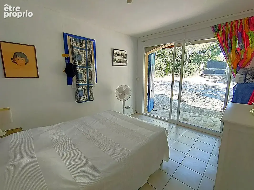 Propriété familiale spacieuse de type 8 à vendre à Garéoult sur 2000m² de terrain - photo 8