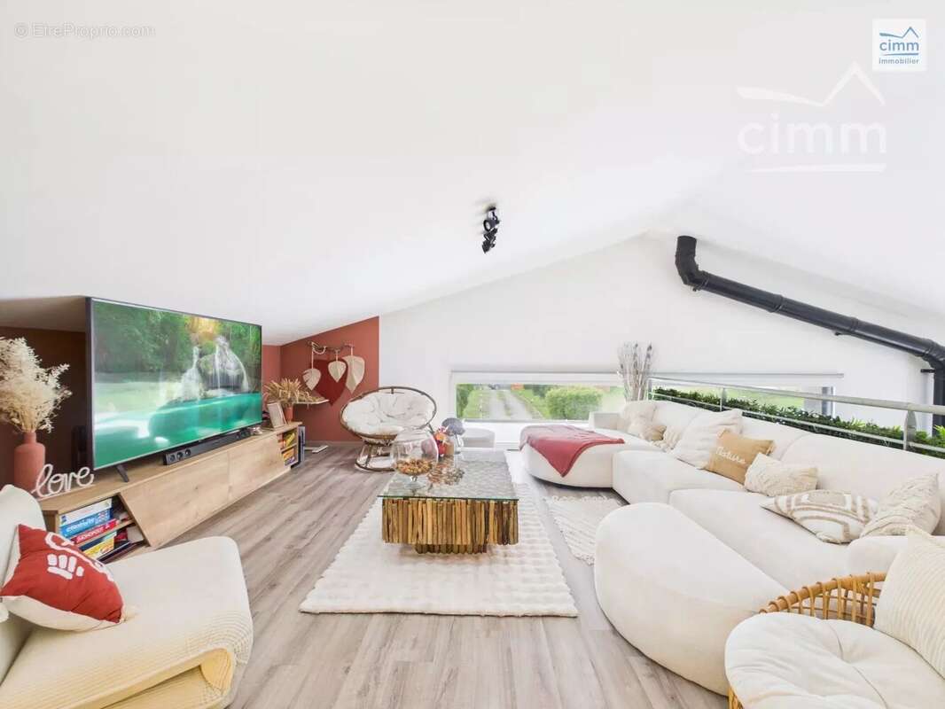 Maison à SAINT-SEGLIN