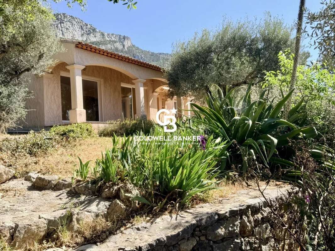 Maison à LA VALETTE-DU-VAR