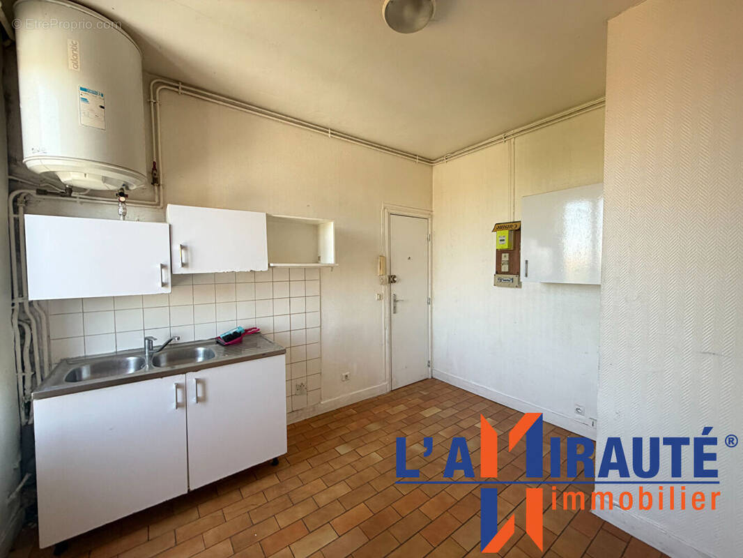 Appartement à SARTROUVILLE
