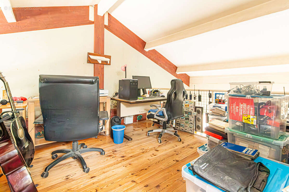 Commerce à GARDANNE