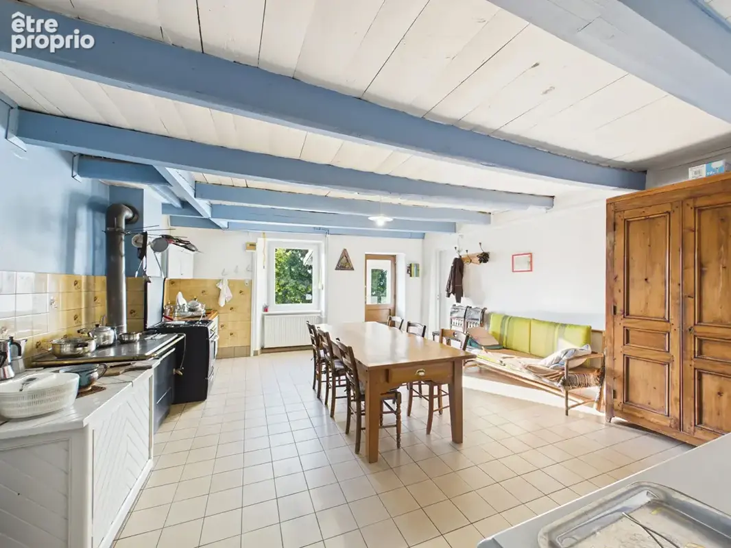 Maison au coeur d'un hameau avec dépendance et vaste terrain à Desaignes - photo 6