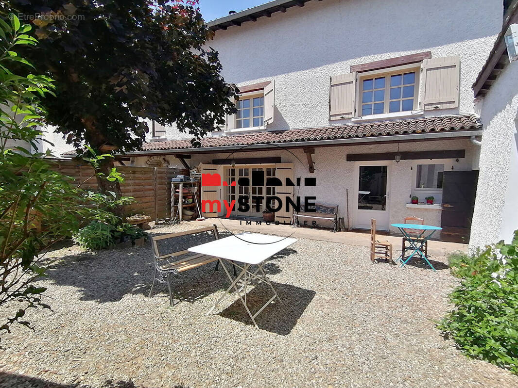 Maison à TOUSSIEUX
