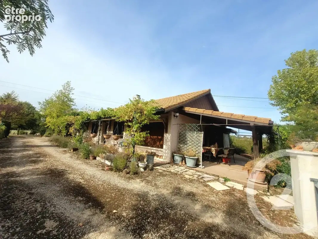 Maison 7 pièces 147 m² à vendre à Romenay (71470) - photo 2