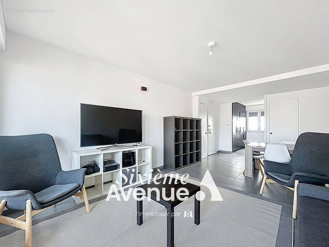 Appartement à BRON