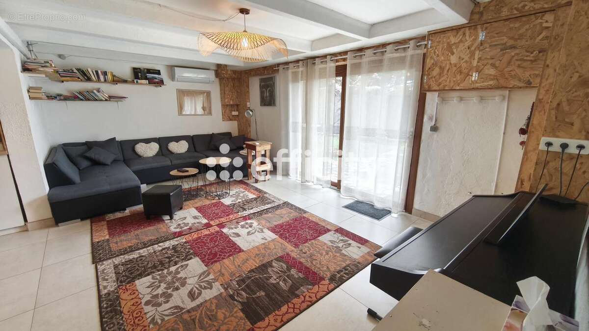 Maison à CUXAC-D'AUDE