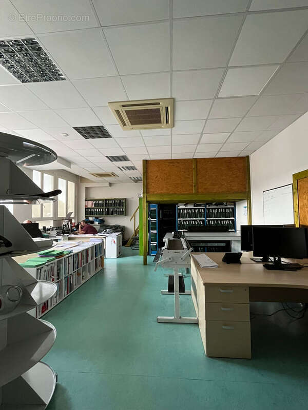 Bureaux a vendre - photo 5