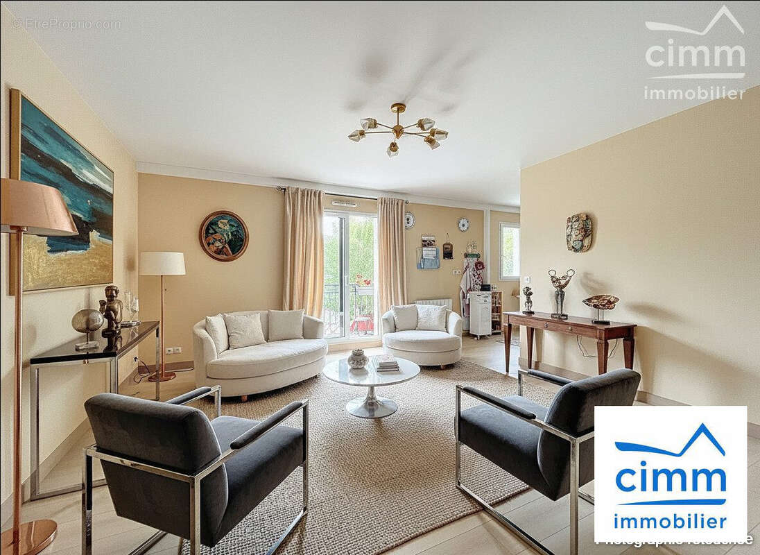 Appartement à NOYAL-CHATILLON-SUR-SEICHE