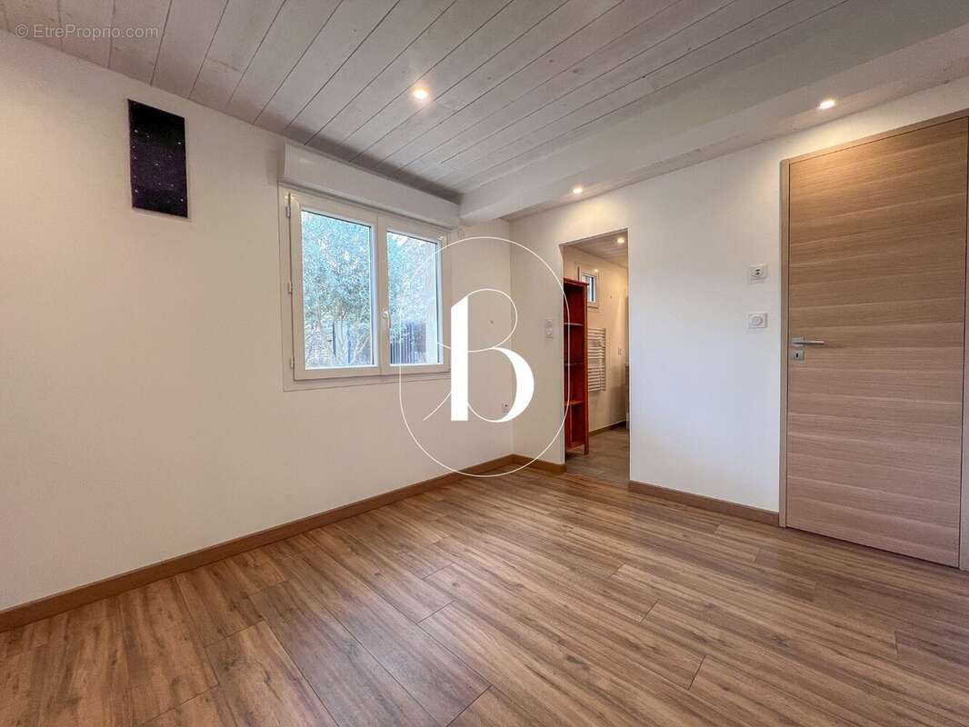 Maison à ORGNAC-L'AVEN