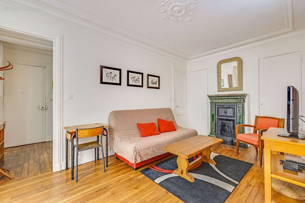 Appartement à PARIS-18E