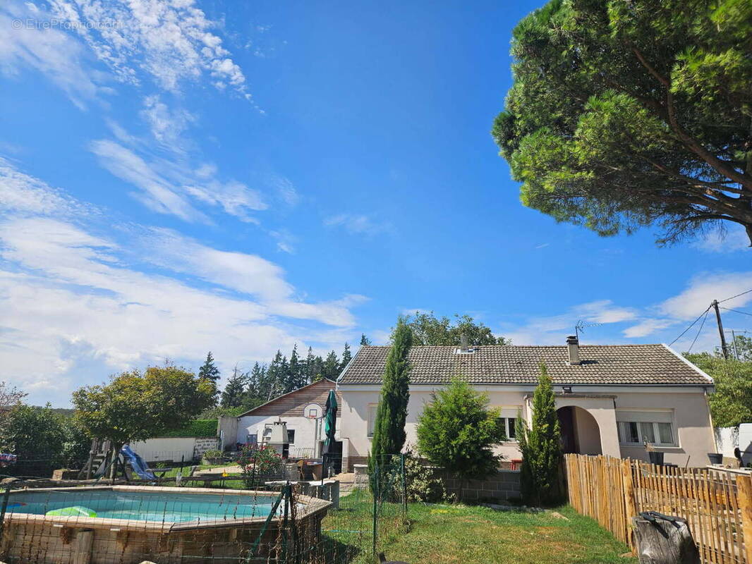 Maison à SIMANDRES