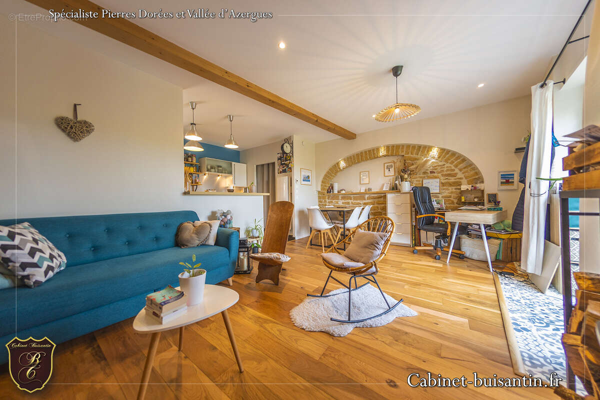 Maison à POUILLY-LE-MONIAL