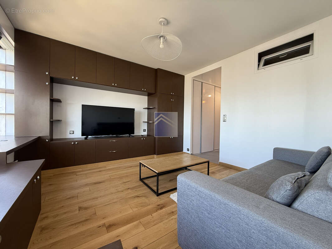 Appartement à PUTEAUX