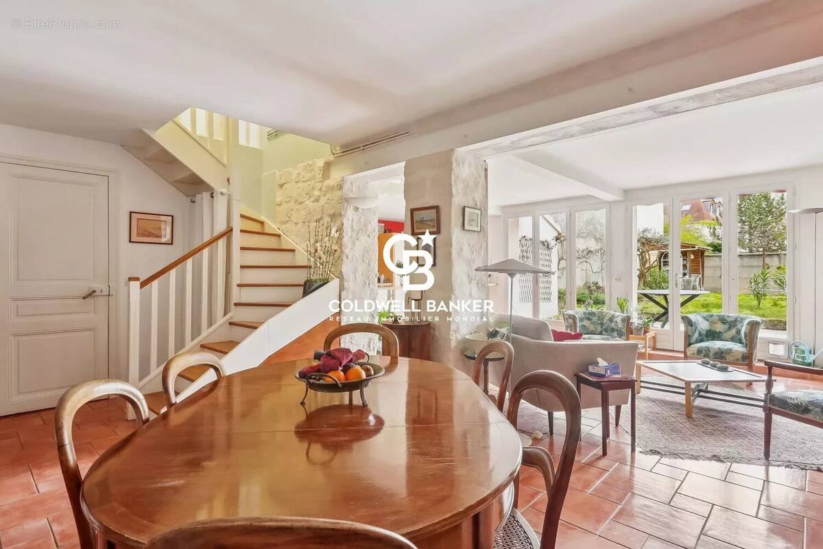 Appartement à PUTEAUX