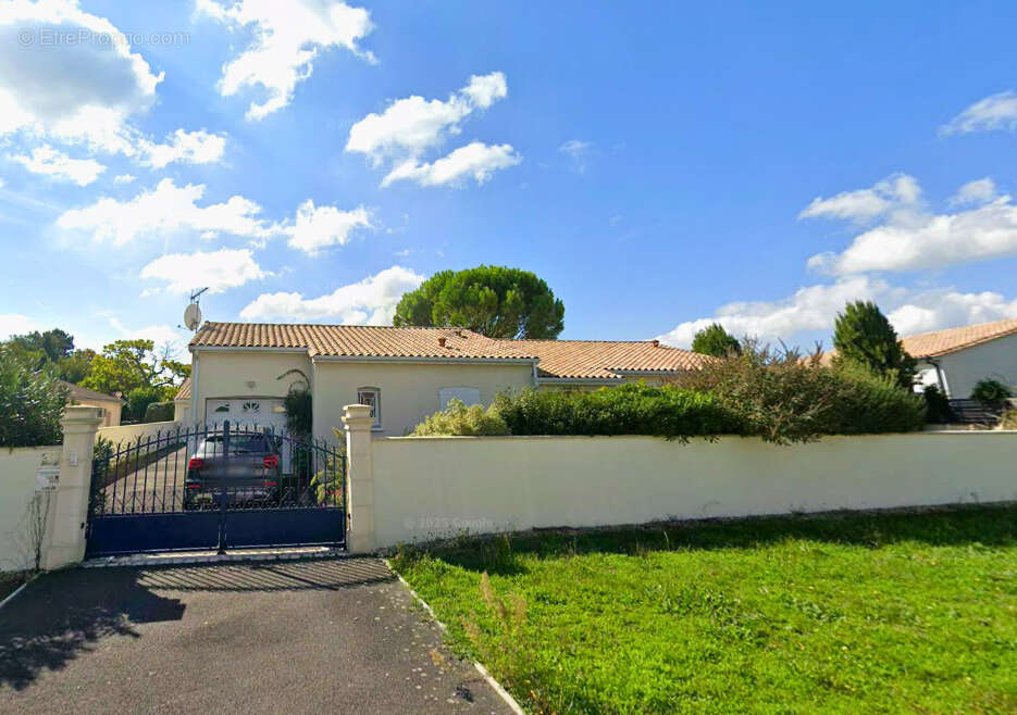 Maison à CHATEAUBERNARD