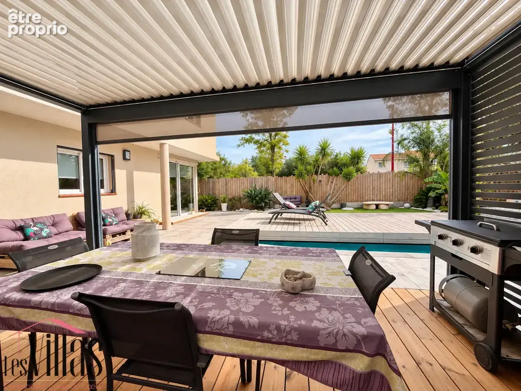 Villa contemporaine avec piscine, superbes espaces extérieurs paysagés - photo 2