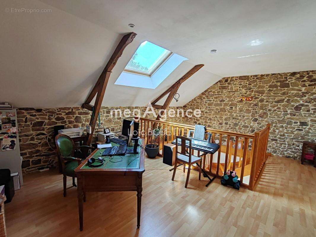 Maison à GUIGNEN