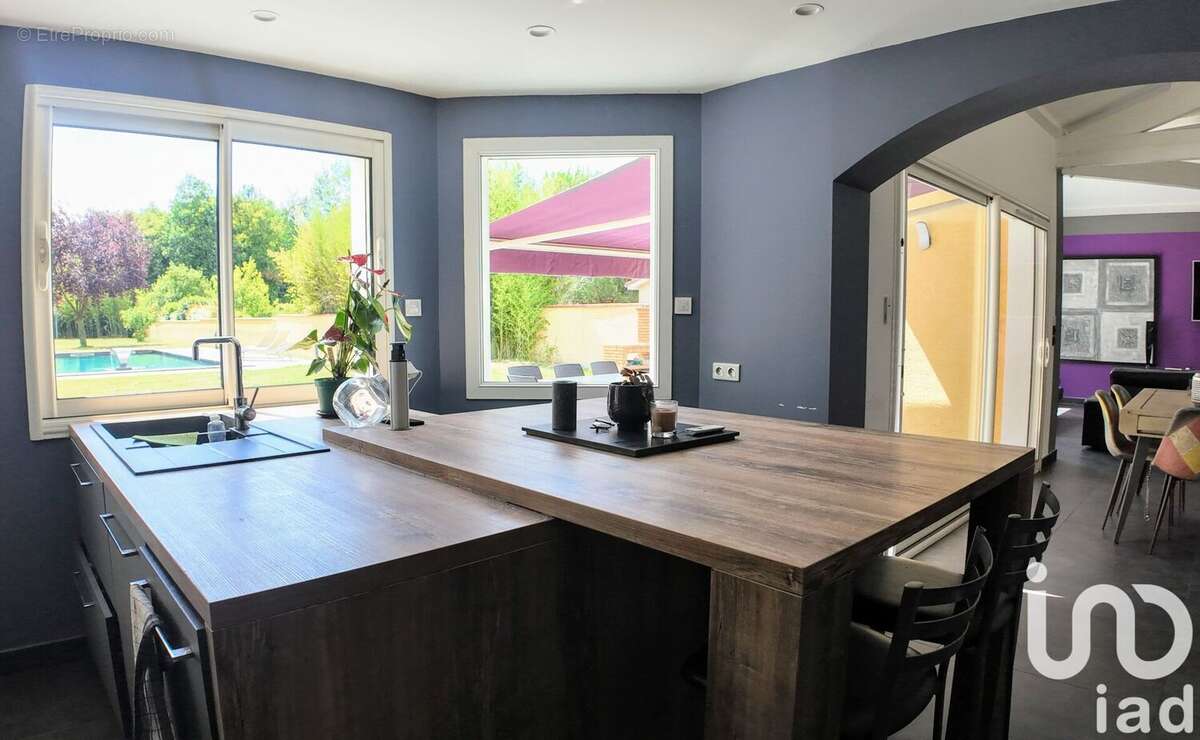 Photo 8 - Maison à VEAUCHE