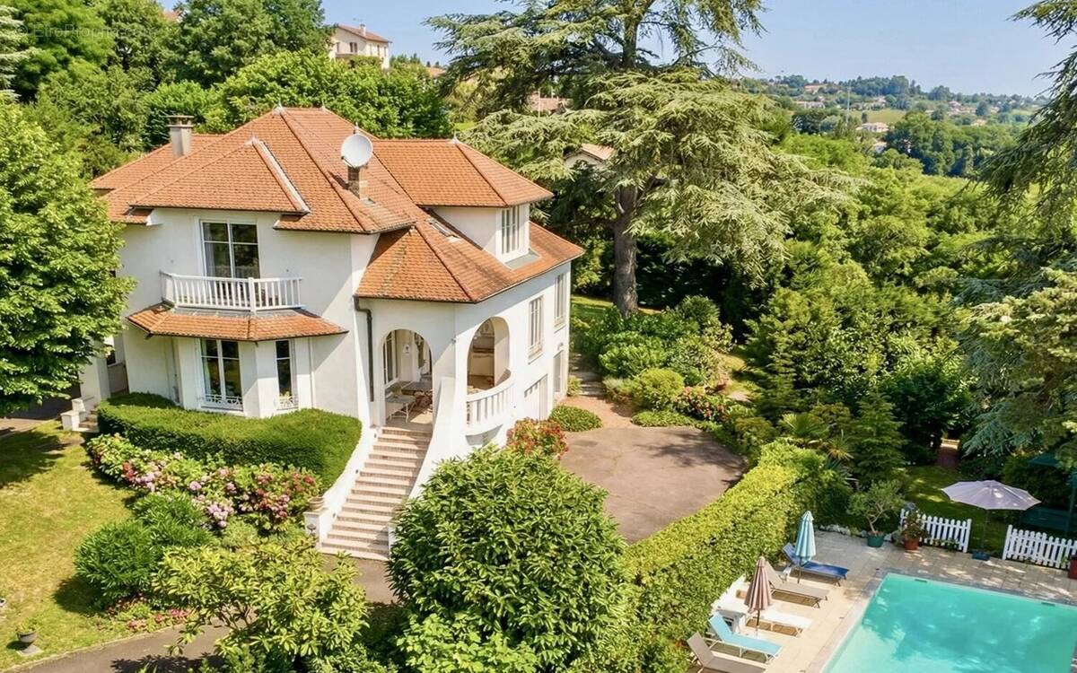 Maison à DARDILLY