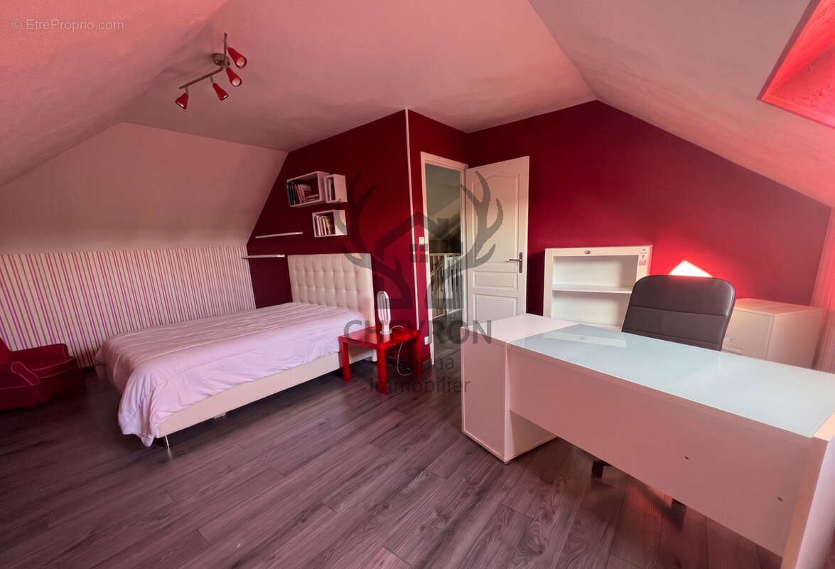 Maison à PRIX-LES-MEZIERES