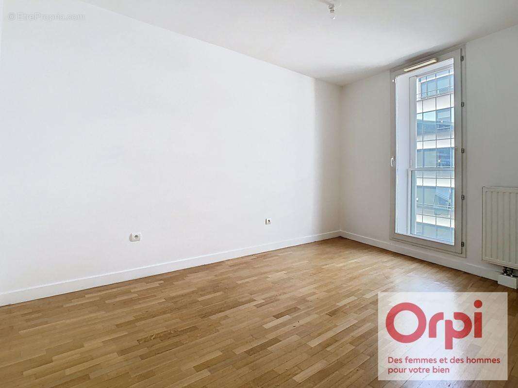 Appartement à ISSY-LES-MOULINEAUX