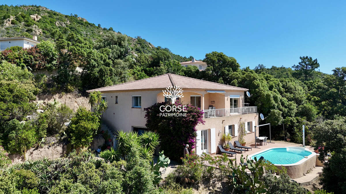 Maison à PORTO-VECCHIO